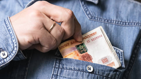 НДС в стадии принятия // Бизнес намерен адаптироваться к росту нагрузки за счет повышения цен и урезания расходов