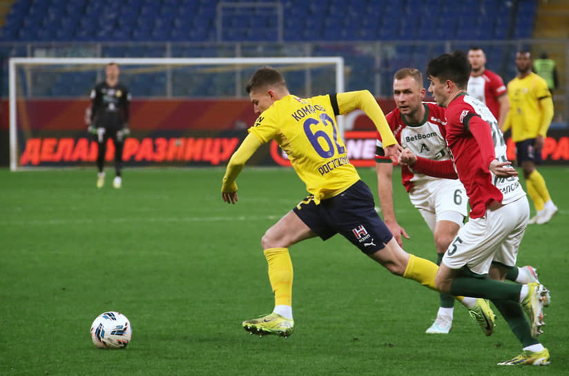 Матч между командами «Ростов» и «Локомотив»