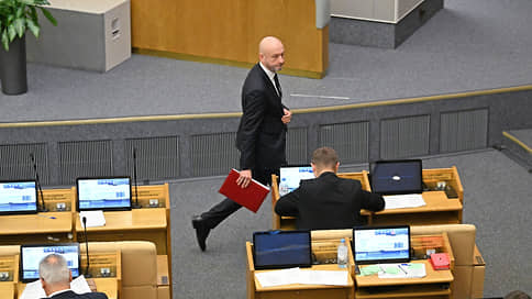 Укороченный путь в колледж идет вширь // Депутаты разрешат школьникам сдавать всего два ОГЭ еще в пяти регионах