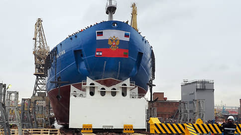 Судостроению назначили крышу // Крыловскому центру предстоит стать координационным ядром для всей отрасли