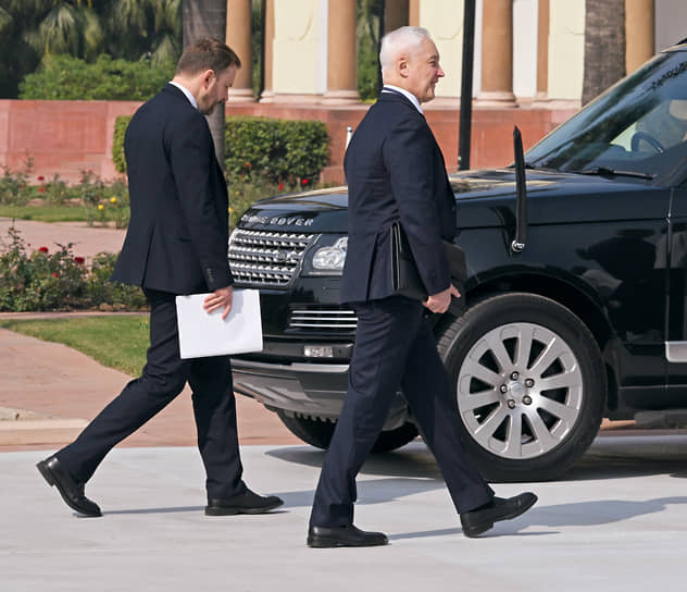 Замглавы администрации президента России Максим Орешкин, министр обороны Андрей Белоусов и «Рендж Ровер» премьер-министра Индии 