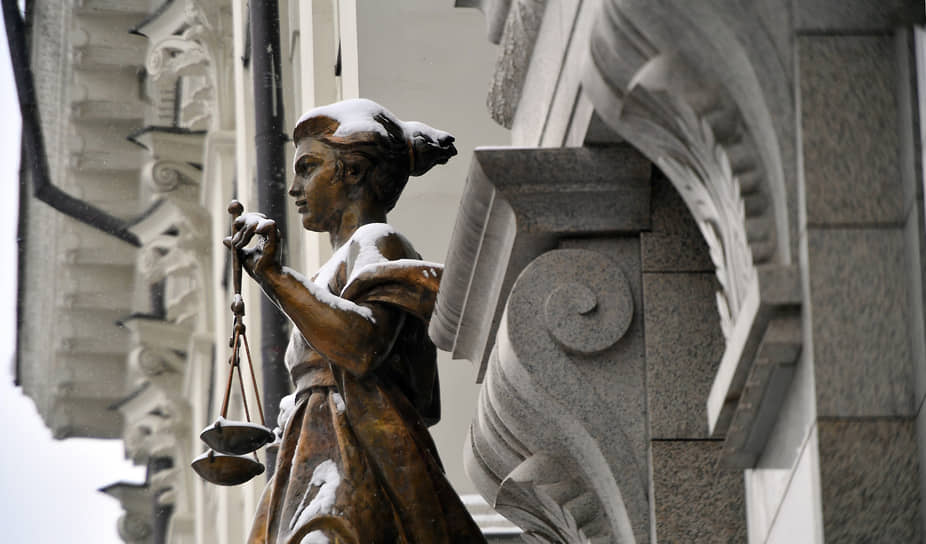 В связи с субординацией В связи с субординацией