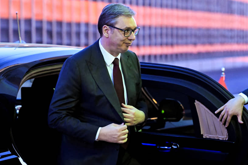 Президент Сербии Александр Вучич перед встречей с президентом России Владимиром Путиным в Москве (май 2025 года)