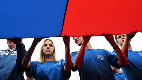 Даешь молодежь // Социологи изучили интерес молодых людей к политике