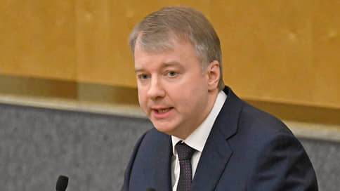 Депутаты сошлись в разногласиях // Попытки думской оппозиции повысить легитимность выборов не увенчались успехом