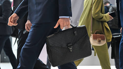 Малый бизнес не спешит расти // Мониторинг МСП