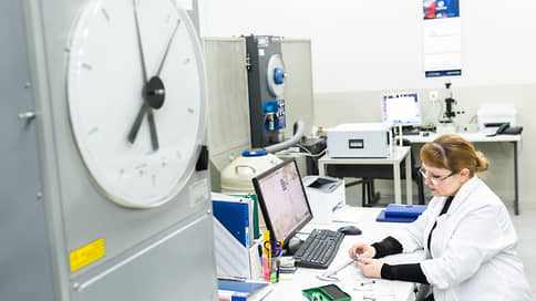 Серый импорт обеляют реестром // Росаккредитация начала приостановку подозрительных сертификатов ЕАЭС