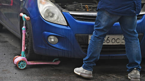 КС защитил детей от машин // Конституционный суд разбирался с делом о погибшем под колесами младенце