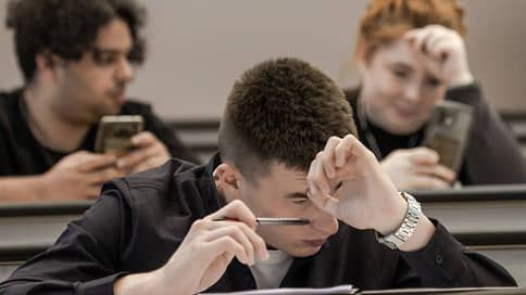 Техникумы молодежи // Эксперимент с упрощенной сдачей ОГЭ зашагал по стране