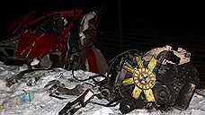 В Сумской области при столкновении поезда и автобуса погибли 13 человек