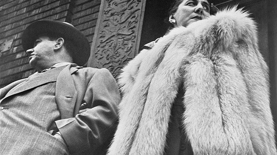 Леон Левинштейн. «Пара в Нью-Йорке», 1952 год