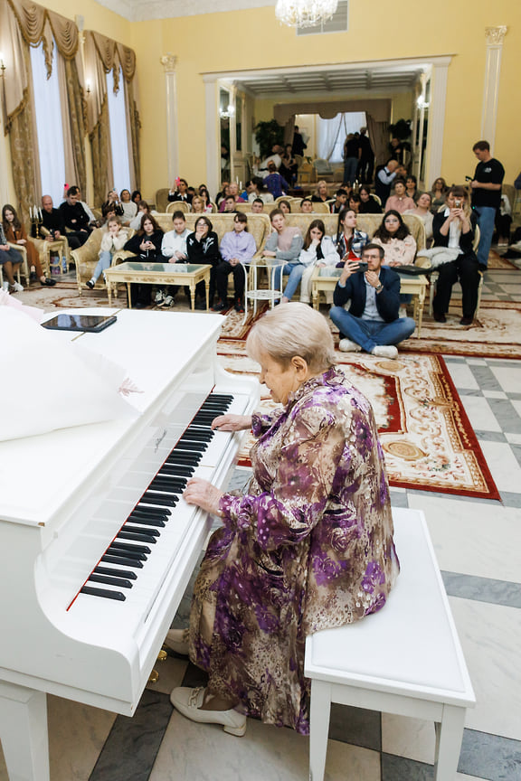 Александра Николкевна Пахмутова