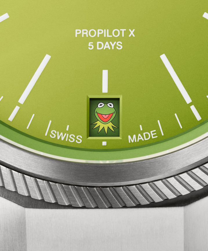 Циферблат часов Oris ProPilot X Calibre 400 Kermit Edition