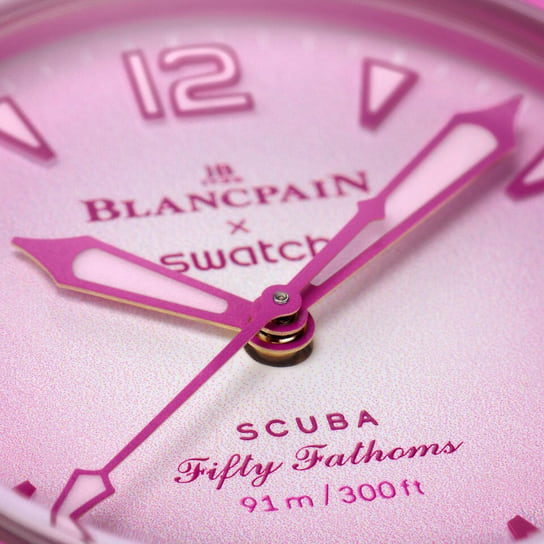 Часы Blancpain х Swatch Bioceramic Scuba Fifty Fathoms Pink Ocean