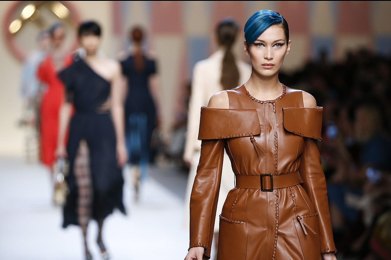 Миланская неделя моды: Fendi – Стиль – Коммерсантъ