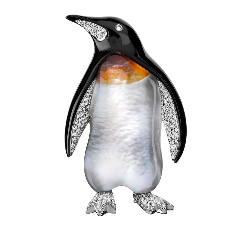 Vhernier, брошь Penguin, белое золото, горный хрусталь, оникс, бриллианты