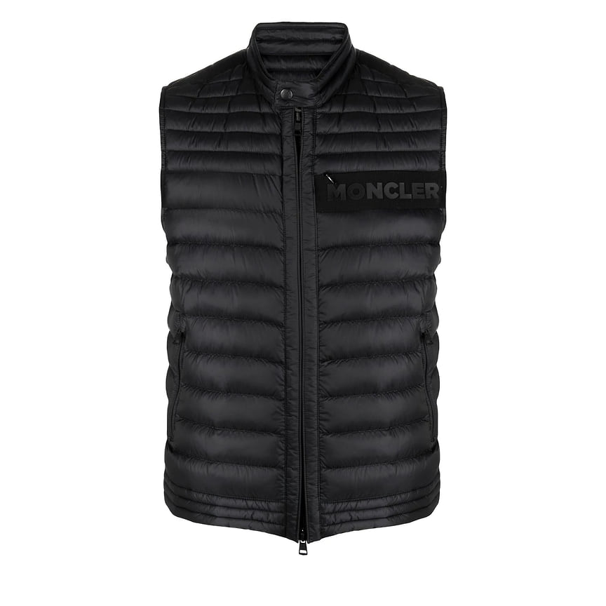 Пуховый жилет Moncler, 41 690 р., Farfetch