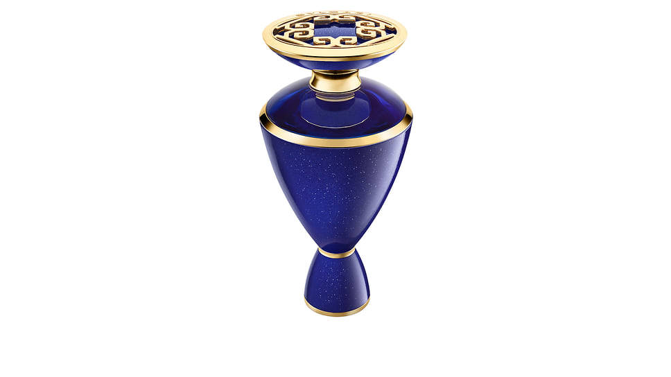 Bvlgari, парфюмерная вода Astrea из коллекции Le Gemme. Ноты: шафран, жасмин-самбак, замша и мед.