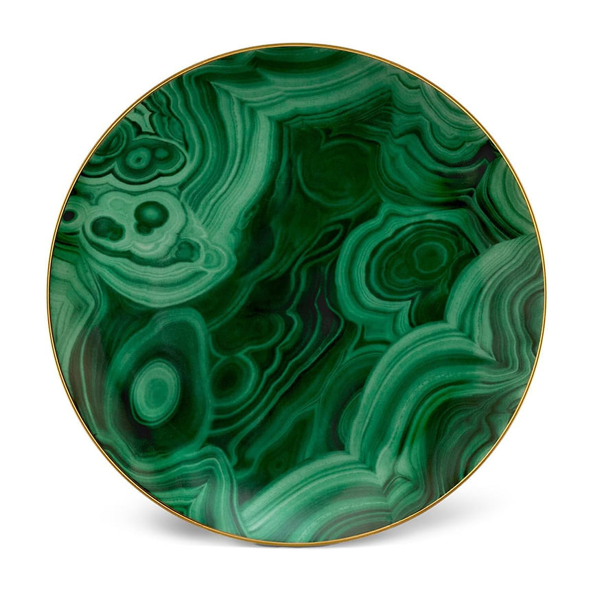 Фарфоровая тарелка Malachite, L’Objet, 15 015 рублей, Farfetch