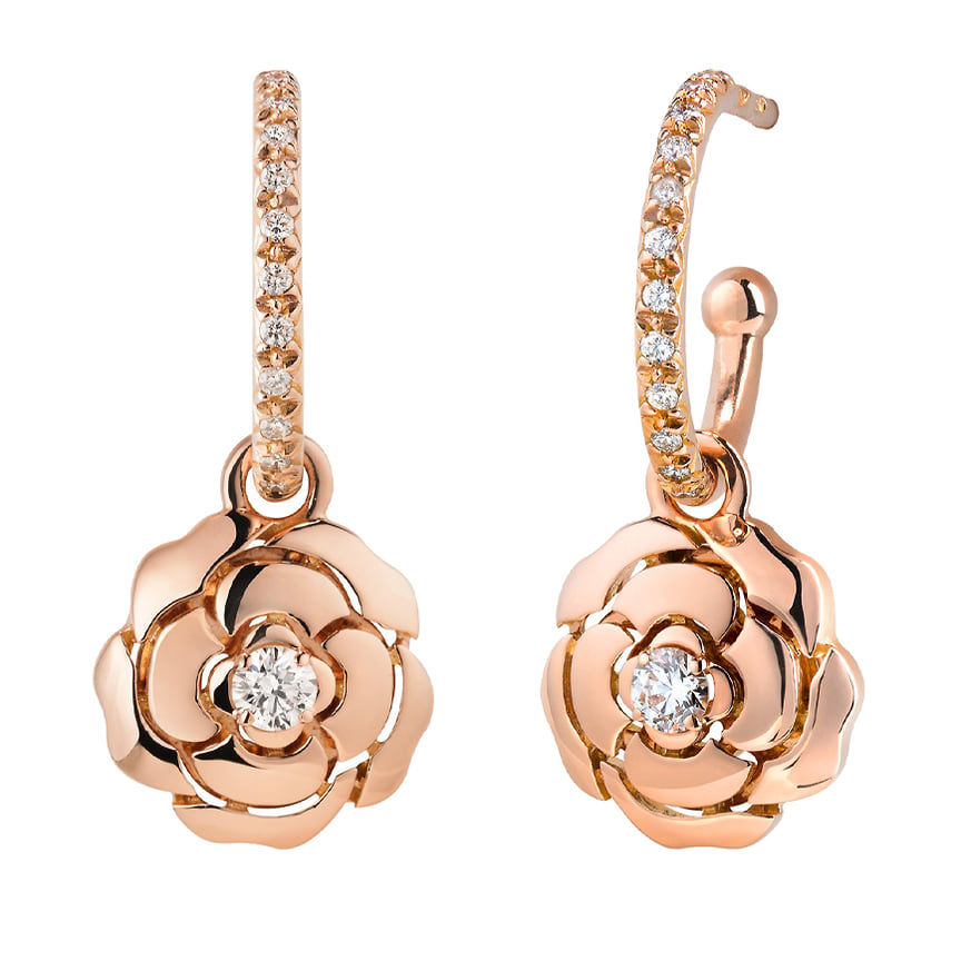 Chanel, серьги Camelia, розовое золото, бриллианты, 655 200 руб.