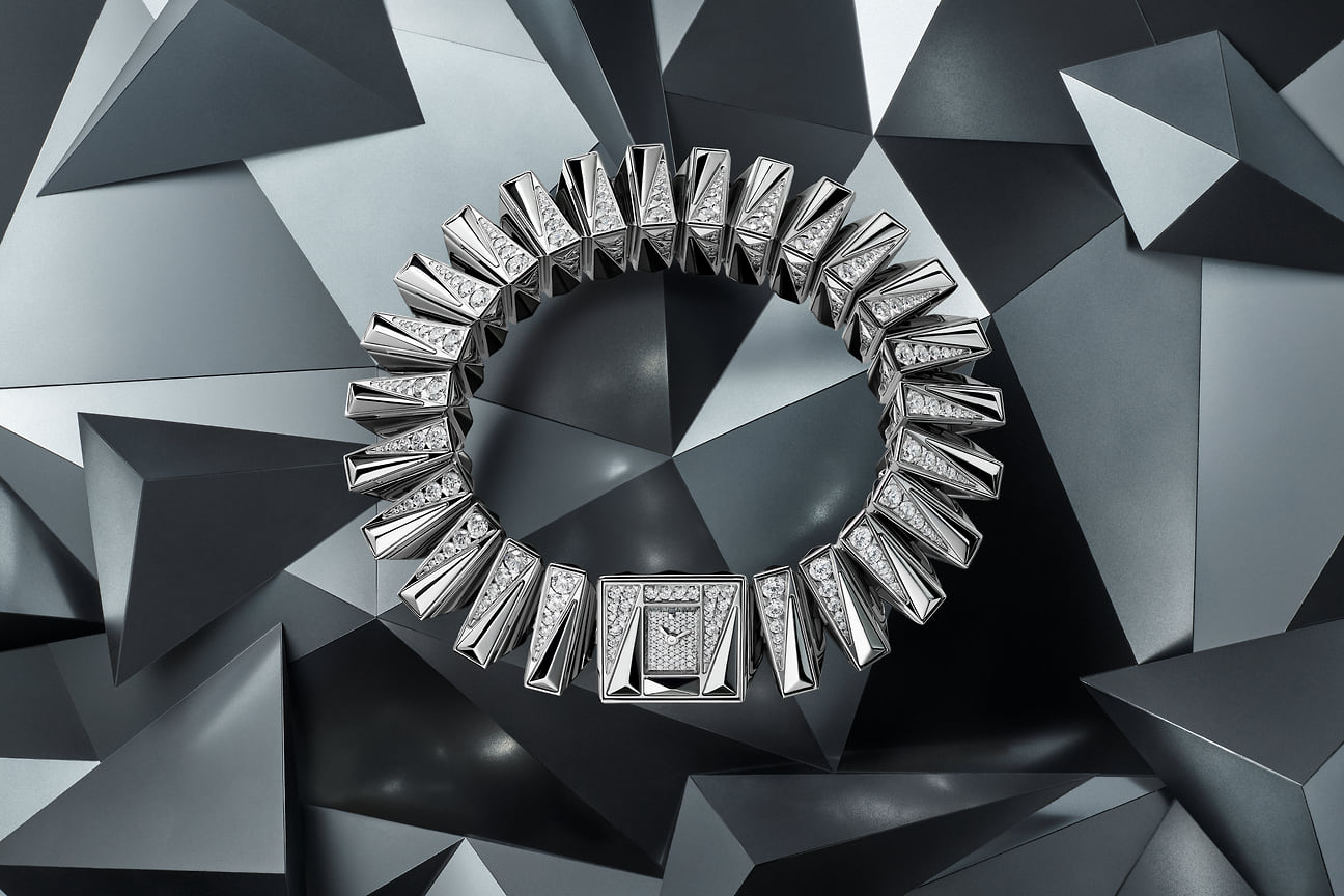 Часы-браслет Cartier Libre