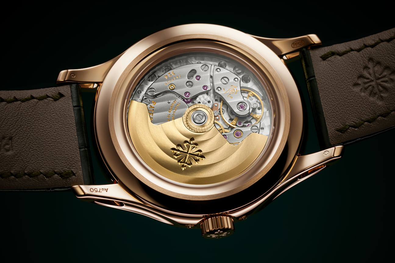 Часы Patek Philippe Ref. 5205R-011 Annual Calendar Moon Phases