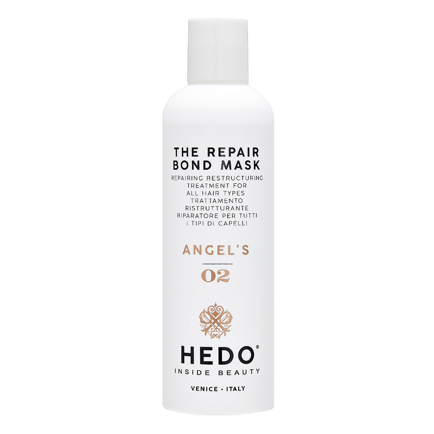 Hedo Inside Beauty, восстанавливающая маска для волос The Repair Bond Mask N`02: помогает предотвратить повреждения, вызванные феном или утюжком, и появление секущихся кончиков. В составе: 92% ингредиентов натурального происхождения, в том числе органические экстракты льна, кокоса, алоэ вера, мальвы и миндаля.