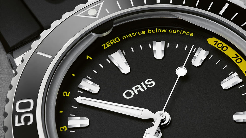 Часы Oris Aquis Depth Gauge