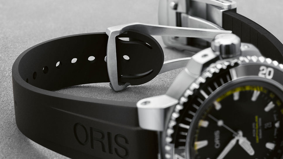 Часы Oris Aquis Depth Gauge