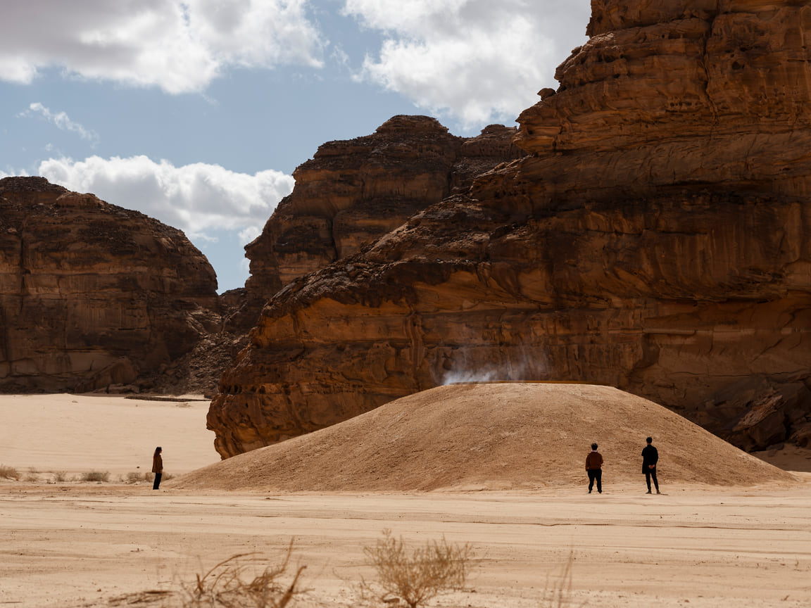 Фестиваль Desert X AlUla 2024. Карола Брага, инсталляция «Сфумато»