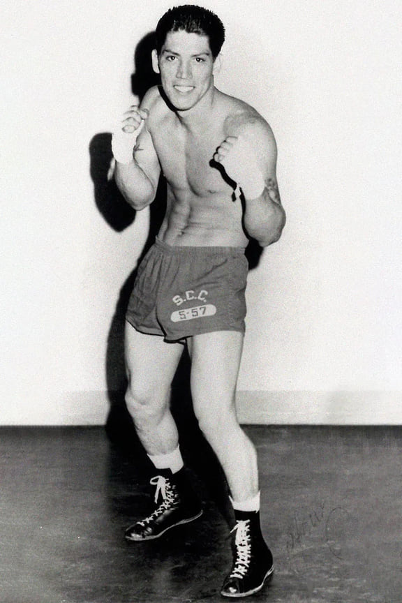 В юношестве Трехо увлекался боксом и даже думал стать профессиональным спортсменом, однако пристрастие к наркотикам не дало ему сделать спортивную карьеру
