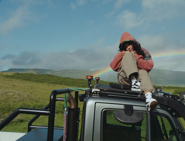 Певица SZA в рекламной кампании Vans