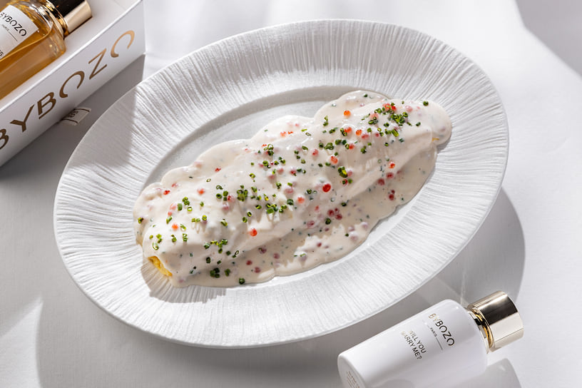 Омлет с красной икрой в сливочном соусе