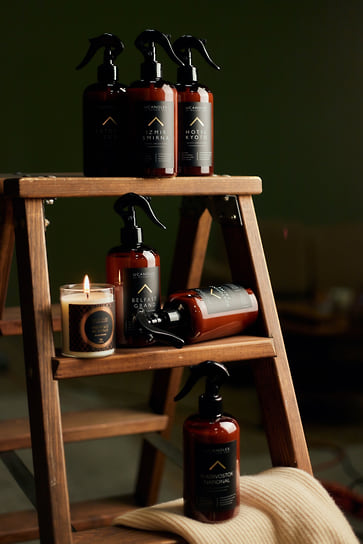 Ucandles by Maison Gor, капсульная коллекция «отельных» интерьерных ароматов в виде спреев: Hotel Kyoto, Vladivostok National, Izmir Smira, Belfast Grand, Portofino Prime, Astoria Lux, Villa Yalta