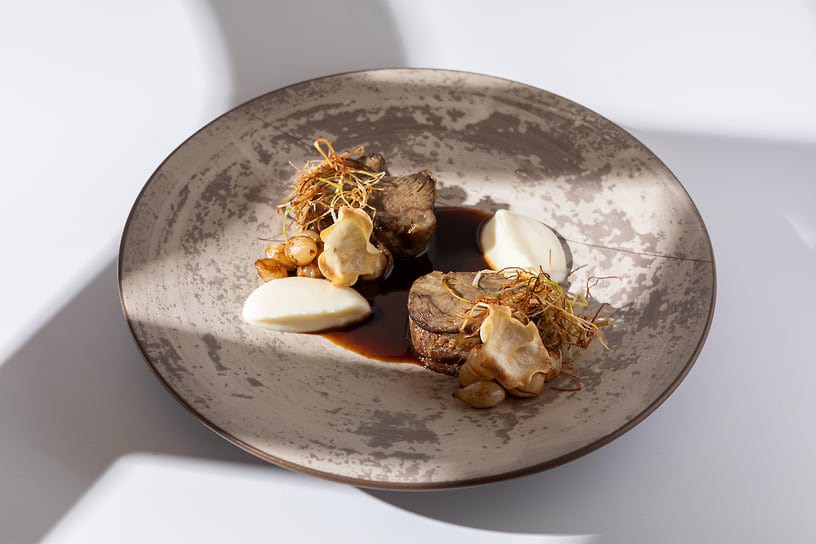 Ребро томленное с шоколадом и квасом