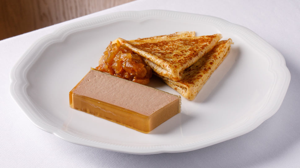 Паштет из куриной печени с блинами