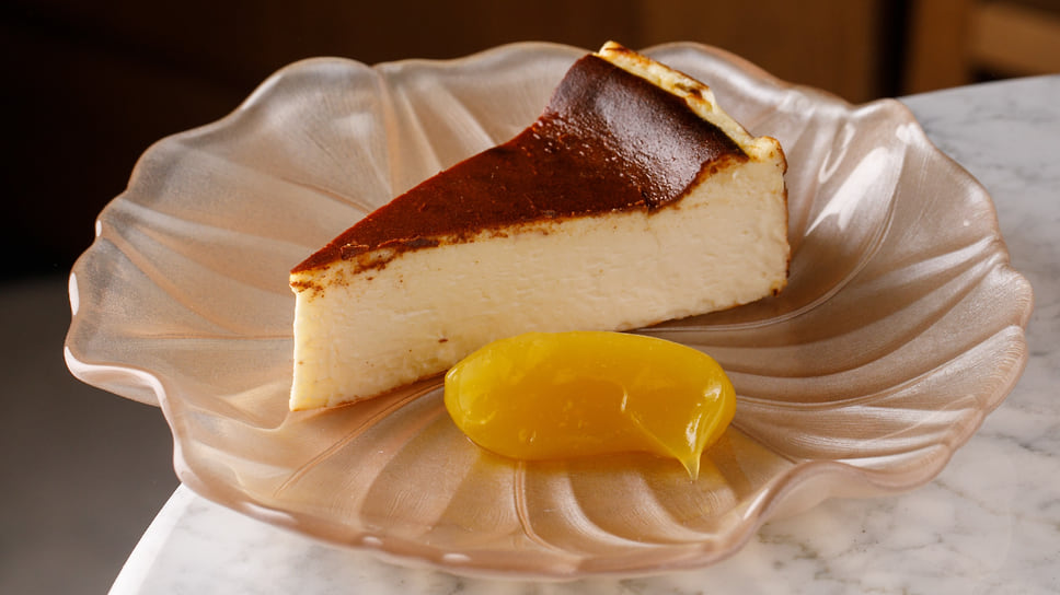 Сырный торт с ромашкой и цитрусами