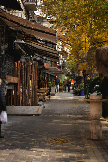 Улица Сарьяна в Ереване