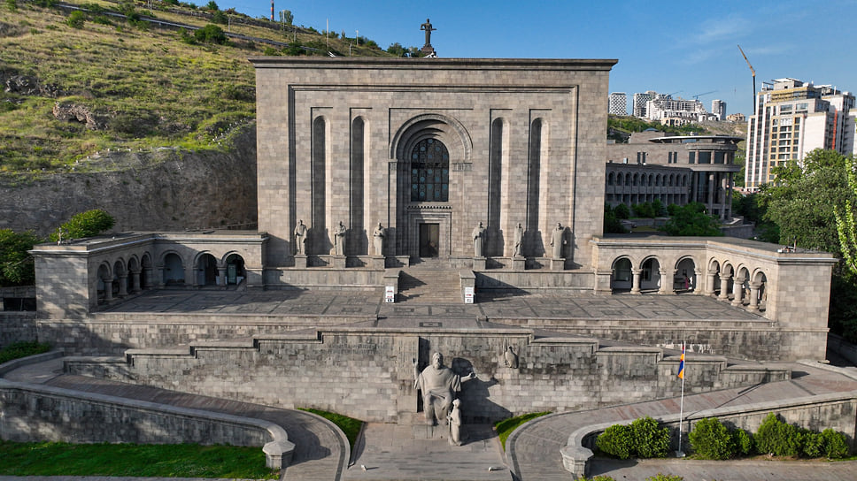 НИИ Матенадаран