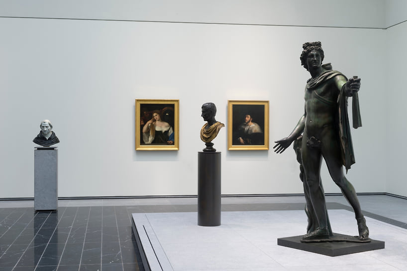 Выставочный зал Лувр Абу-Даби