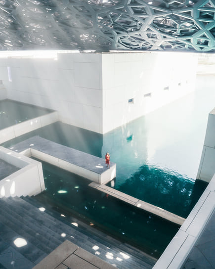 Выставочный зал Лувр Абу-Даби