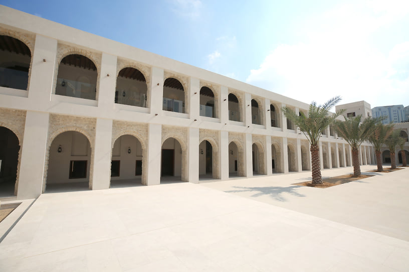 Крепость Каср Аль-Хосн, исторический музей, дом ремесел