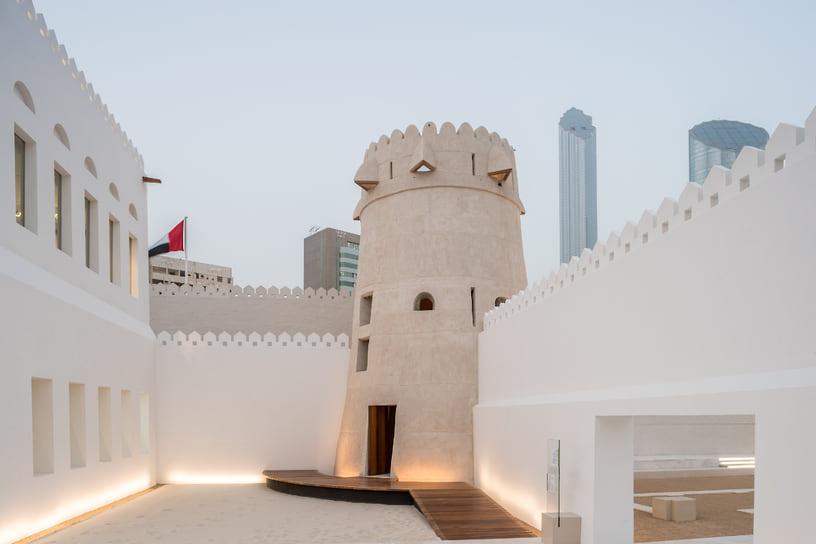 Крепость Каср Аль-Хосн, исторический музей, дом ремесел