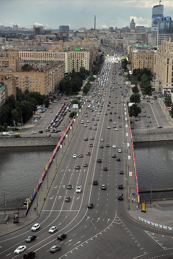 Жители Кутузовского проспекта борются против его реконструкции, даже зная, как трудно остановить запущенный процесс 
