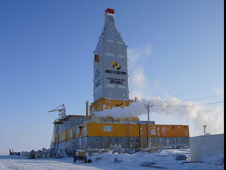 Буровая установка &quot;Арктика&quot; на Южно-Тамбейском газовом месторождении. Подобные установки уже работают на полуострове Ямал и под Новым Уренгоем