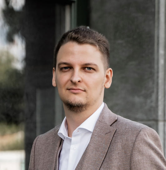 Генеральный директор RVi Group и ООО «Рубеж» Вахтанг Багатурия