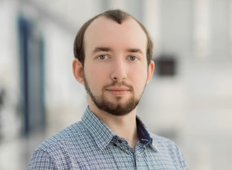 Младший научный сотрудник направления «Генная терапия» Научного центра трансляционной медицины Андрей Бровин