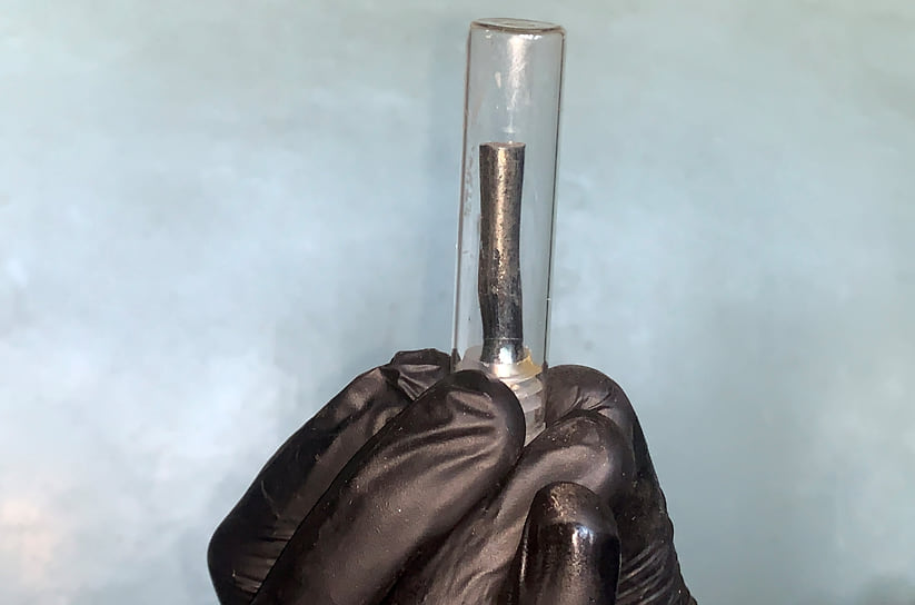 Самый большой в мире кристалл технеция