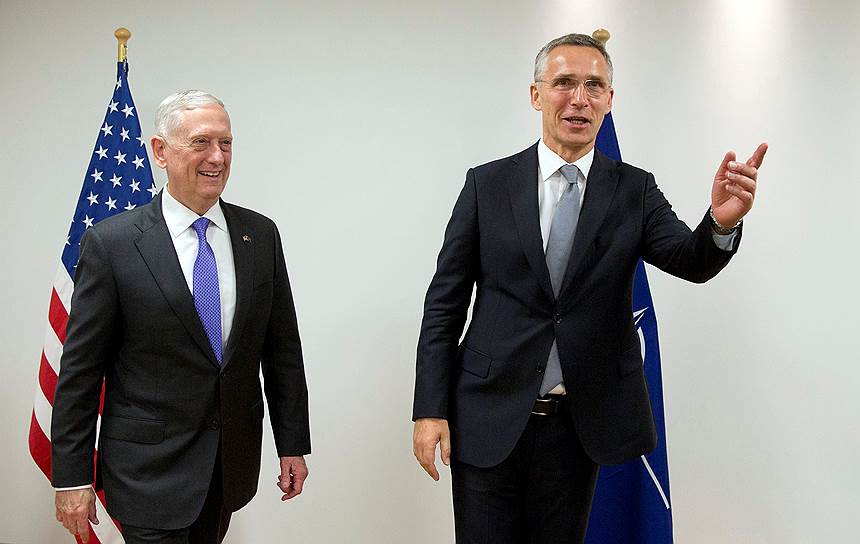 Министр обороны США Джеймс Мэттис и генсек НАТО Йенс Столтенберг