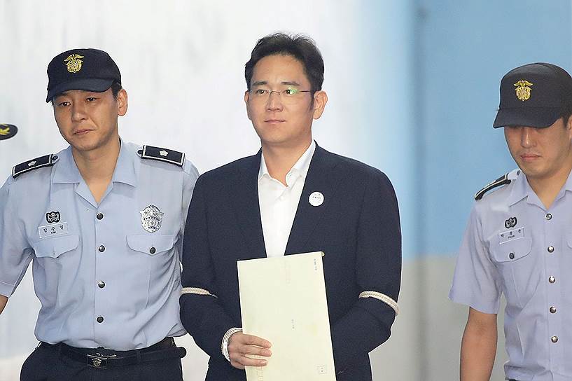 Зампредседателя правления и фактический глава Samsung Ли Чжэ Ён